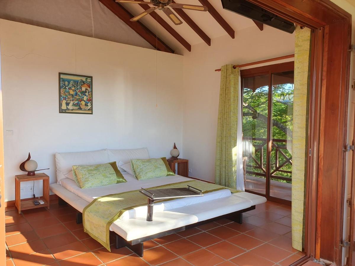 Chambre D'Hotes "Villa Rayon Vert" デエエ エクステリア 写真