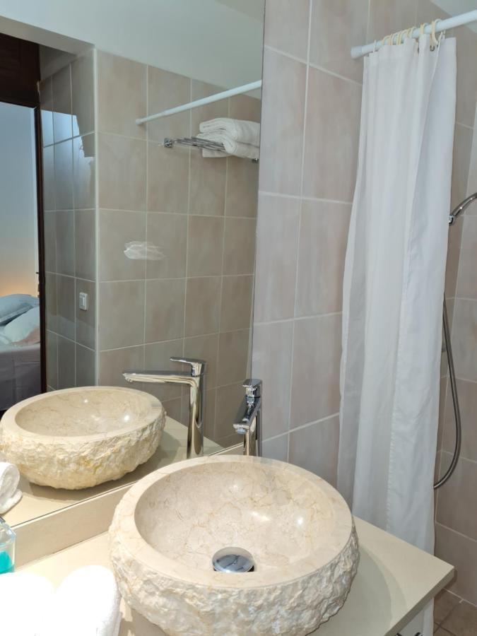Chambre D'Hotes "Villa Rayon Vert" デエエ エクステリア 写真