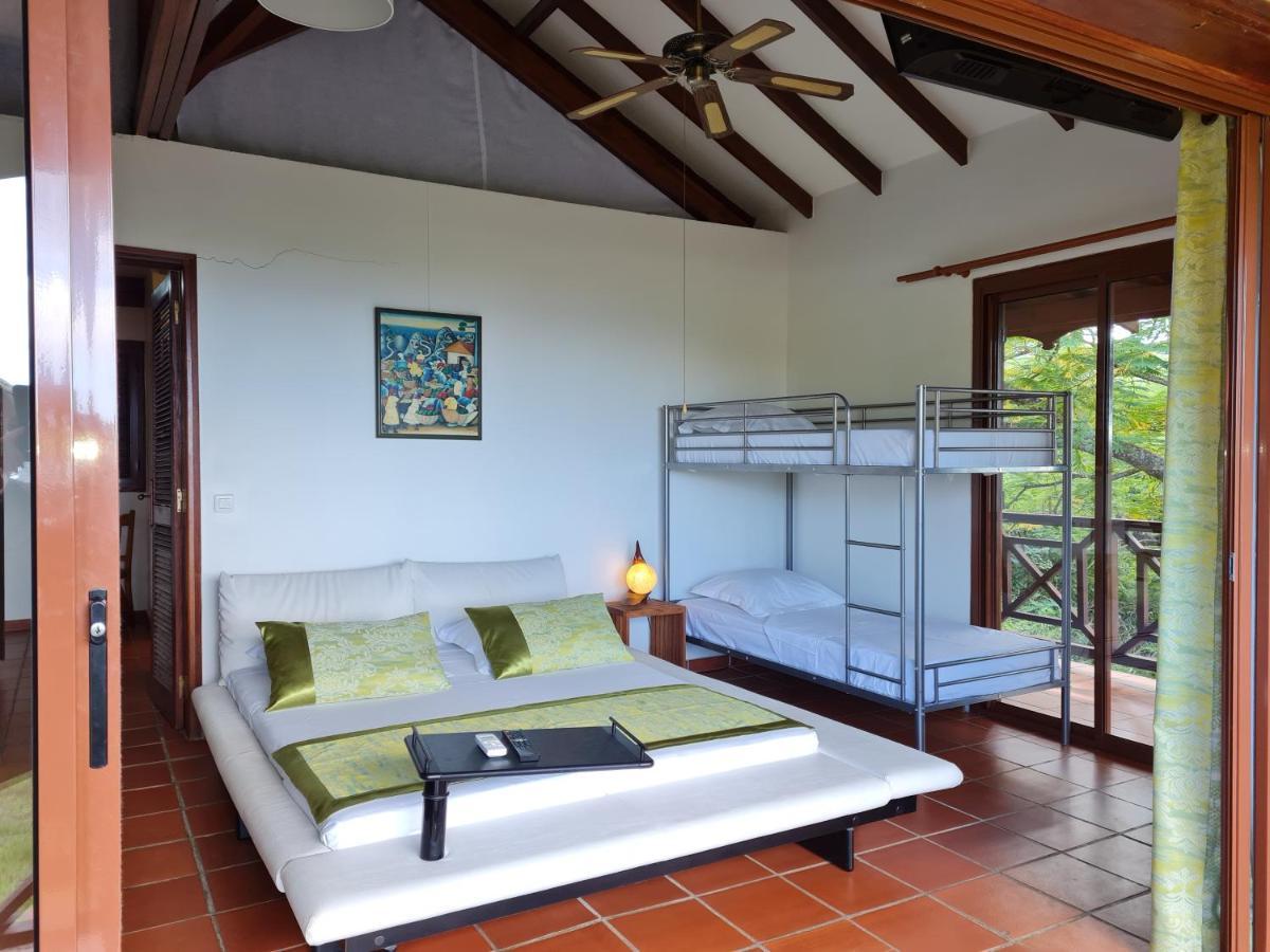Chambre D'Hotes "Villa Rayon Vert" デエエ エクステリア 写真